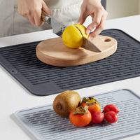 Tapis de séchage de vaisselle de cuisine en silicone imperméable et réutilisable pour le comptoir de cuisine Support d'évier à séchage instantané