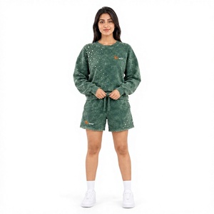Ensemble 2 pièces pour femme en molleton de coton tie-dye, sweat-shirt et short, col rond, délavé à l'acide, avec strass, coupe classique, décontracté, automne - Product Image 1