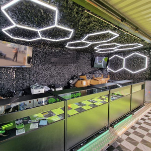 Arlott Bestseller Garage LED Decken beleuchtung Detail lierung Hexagon LED Garage Licht für Auto waschanlage Barbershop - Product Image 1