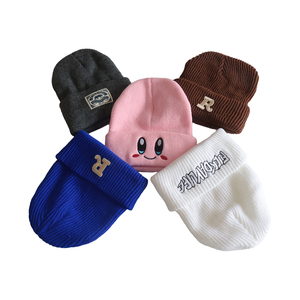 Bonnets de 60 couleurs avec logo personnalisé <span class=keywords><strong>en</strong></span> acrylique et <span class=keywords><strong>laine</strong></span> Chapeau d'hiver pour l'extérieur <span class=keywords><strong>Bonnet</strong></span> tricoté pour femmes - Product Image 3