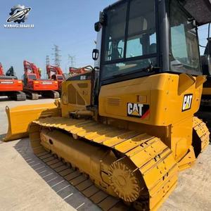 Bulldozer sur chenilles Caterpillar D5K d'occasion, 9 tonnes, capacité de la benne de 2 m³, marque japonaise d'origine, bulldozer moyen, faible nombre d'heures, bon état - Product Image 3