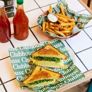 Food Grade Burger <b>Wrapping</b> <b>Paper</b> with Custom Printed Greaseproof <b>Sheets</b> for Takeout and Dine in - Product Image 3