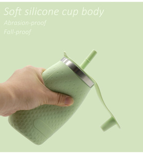 Wholesale BPA Free 450ml Sport Gym Travel Collapsible Drinking Foldable Silicone <b>Water</b> <b>Bottle</b> <b>With</b> <b>Straw</b> - Product Image 4