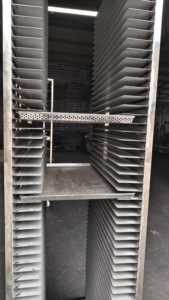 <span class=keywords><strong>Chariot</strong></span> <span class=keywords><strong>de</strong></span> service mobile multi-niveaux en acier inoxydable résistant à la corrosion pour la restauration, le secteur médical, le stockage industriel et le transport - Product Image 3