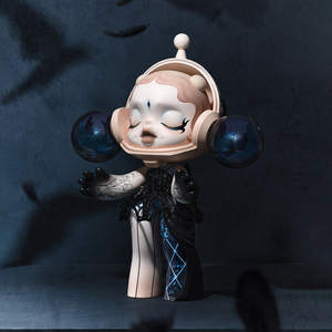 Pop Martt Mega Skullpanda 1000% Guo Pei, Juguetes del Universo Alternativo para Decoración Moderna del Hogar, Set de Juguetes Coleccionables para Accesorios de Escritorio - Product Image 3