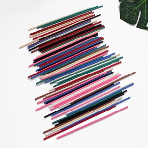 Bâtons de <span class=keywords><strong>diffuseur</strong></span> synthétiques de 4mm 3mm <span class=keywords><strong>avec</strong></span> des bâtons de roseau en fibre de couleur personnalisée pour le désodorisant à la maison - Product Image 6