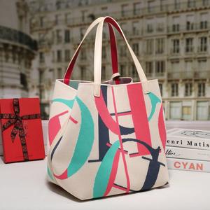 Bolso Tote <span class=keywords><strong>CHHC</strong></span> Niche 2025, Nuevo, de Alta Gama, Gran Capacidad, Lona, Tendencia Transfronteriza, para Uso Diario, de Un Solo Hombro, para Mujer - Product Image 2