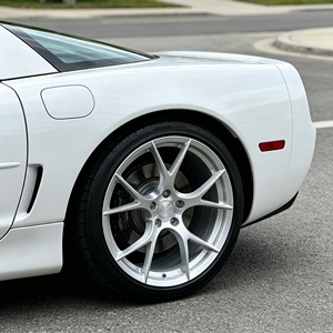 Jantes forgées Bku 5X120.65 pour Chevrolet <span class=keywords><strong>Corvette</strong></span> <span class=keywords><strong>C5</strong></span> C6 C7 C8 E-Ray Z06 ZR1 19 20 21 pouces, jantes de course en alliage argentées personnalisées - Product Image 2