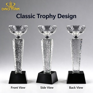 Trofeo in <span class=keywords><strong>Cristallo</strong></span> Sabbiato Personalizzato Eco-Friendly, Coppa Premio Campione, Trofeo Sportivo in Vetro con Base Nera Incisa Personalizzabile - Product Image 5