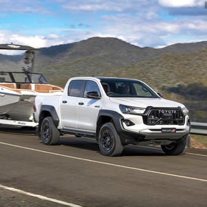 Autos Usados 2022 <span class=keywords><strong>Hilux</strong></span> con Volante a la Izquierda, 2.8D-4x4 Euro VI, Automático, Pantalla Táctil, Techo Solar, Faros LED, Cámara Trasera, Tapicería de Tela Oscura - Product Image 4