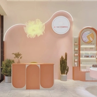 Étagère murale éclairée par LED pour le maquillage, vitrine pour les cosmétiques et les produits de beauté pour les magasins et les salles d'exposition