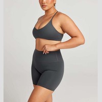Ensemble de yoga 2 pièces pour femme grande taille : soutien-gorge de sport à dos croisé avec coussinets amovibles et short froncé, en tissu ultra doux pour le sport et le fitness