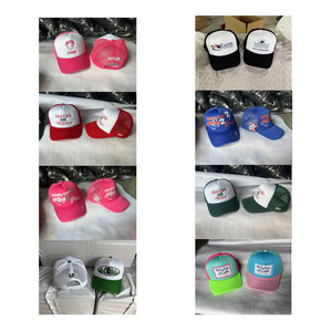 Gorra Trucker Unisex de 5 Paneles al por Mayor, Personalizable con Impresión Profesional y Logotipo Bordado, Gorra Deportiva con Frente de Espuma y Malla - Product Image 6