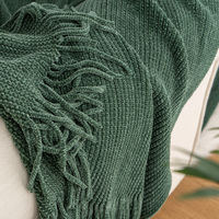 Hersteller OEM Niedriger MOQ Weiche Gemütliche Dicke Gerippte Chenille-Strickdecke für Sofa Bett Wohnzimmer