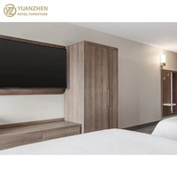 Ensemble de chambre d'hôtel 5 étoiles sur mesure, mobilier contemporain en chêne massif écologique et durable : armoire, meuble TV, banc de rangement