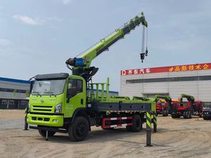 משאית תלת-טבעת אשפה רכוב רכוב העגור 4*2 8 טון טלסקופי בום משאית הרמת משקל - Product Image 5