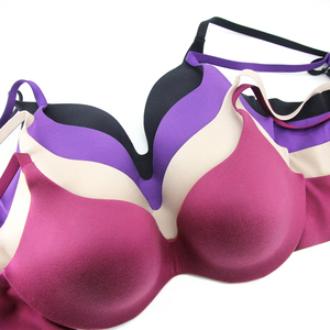 <span class=keywords><strong>Reggiseno</strong></span> <span class=keywords><strong>Push</strong></span> <span class=keywords><strong>up</strong></span> OEM Comfort-Bralette in morbido pizzo da donna traspirante, Stock all'ingrosso di fabbrica - Product Image 2