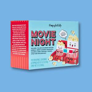 Paquete de Aperitivos Personalizado para Noche de Cine, Recipientes Reutilizables para Palomitas, Canasta de Regalo Completa para Noche de Cine Familiar - Product Image 3