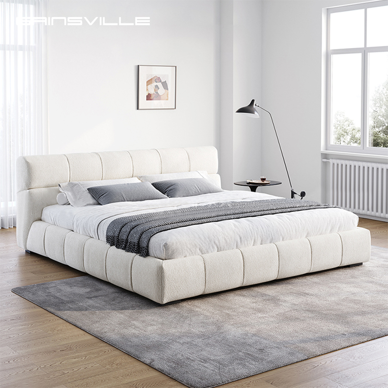 Chesterfield Leather Furniture Luxury Bed with Tufted Design