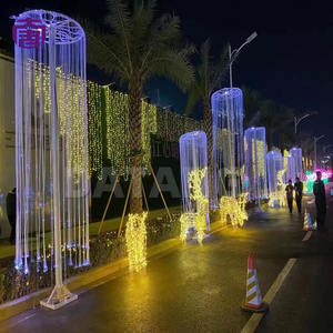 Arbre lumineux décoratif en fibre optique LED en plastique, indice de protection IP65, pour la décoration commerciale des rues, des places publiques, des centres de villégiature et des festivals - Product Image 5