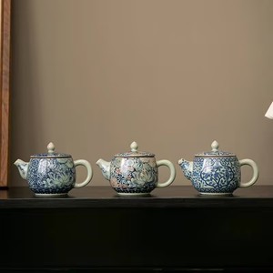 กาน้ำชาเซรามิกจีนลายครามสีน้ำเงินขาววาดด้วยมือแบบวินเทจ ปลอดสารตะกั่ว ปลอดภัยสำหรับอาหาร เหมาะสำหรับเป็นของขวัญ ขายส่ง - Product Image 4