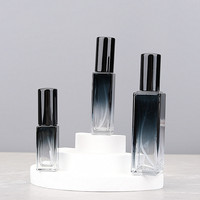Flacon de parfum de luxe 10 ml carré en verre dépoli avec pompe pulvérisatrice, sérigraphie, diffuseur à bâtonnets, couleur transparente pour femme