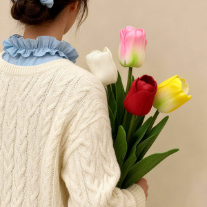 Flores de Tulipán Artificiales Yasunobu, Rama Individual Grande de Plástico para Decoración del Hogar y Bodas - Product Image 4