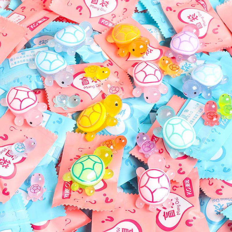 3.1cm small turtle/resin blind bag