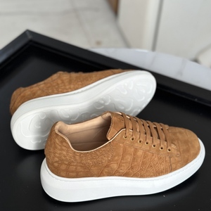 Zapatos Casuales para Hombre - Zapatillas Ligeras con Suela Gruesa y Plantilla de Cuero Genuino, Calzado Casual 100% Piel de Cocodrilo - Product Image 2