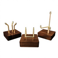 Support d'affichage de bureau sur mesure en noyer noir massif, étai en bois personnalisable