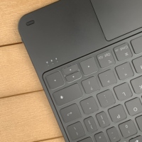 Keyboard Touchpad Nirkabel 2.4Ghz LED Backlit Ukuran Penuh Terlaris untuk iPad Pro 12.9-Inci iPad Air 13-Inci Colokan USB-C