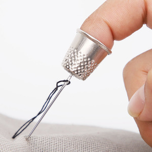 Doigtier en métal pour la couture, le point de croix, l'artisanat, fait main, durable, de forme ronde, accessoire - Product Image 4