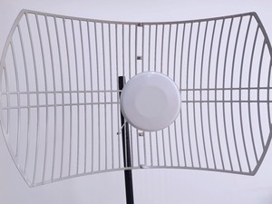 Antenne hyperbolique à gain élevé 2x24dBI 4G 5G 698-3800MHz longue portée, combinaison 4x4 pour amplification du signal TA-QGD7038V8-15/24' - Product Image 2