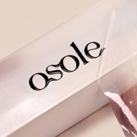 Autocollant de logo 3D transparent personnalisé, papier adhésif puissant, texte noir gras, étiquette pour emballage de boîte cosmétique, marque de maquillage