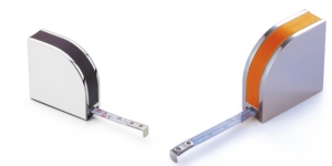 Ruban à mesurer rond avec logo personnalisé de 1 mètre de ruban à mesurer de poche en métal plaqué argent pour les marques mondiales et les cadeaux promotionnels - Product Image 6