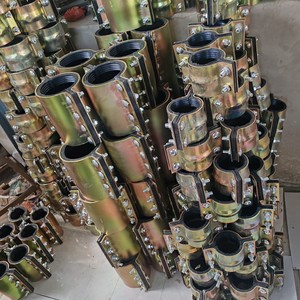 Abrazadera de Tubo Qiantong de Acero con Fijación de Tornillo Métrico y Acabado en Zinc para la Industria General - Product Image 1