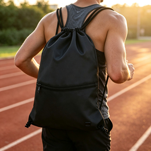 Sacs à cordon personnalisés en gros, plusieurs tailles, polyester, imperméables, unisexes, sacs à cordon promotionnels pour le sport - Product Image 1