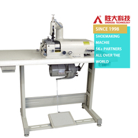 Machine à découper le cuir industrielle SHENGDA pour le traitement des bords de chaussures, sacs et ceintures, avec couteau rond pour le fendage