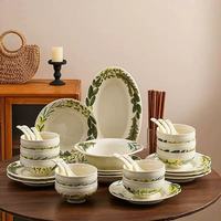Service de table en céramique de la série Vine, design européen simple et luxueux, motif de feuilles vertes sur glaçure, pour un usage quotidien à la maison
