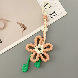 จี้ห้อยกระเป๋า/กุญแจรถ ลายดอกไม้สาน ดีไซน์ใหม่ น่ารัก เป็นของขวัญ - Product Image 4