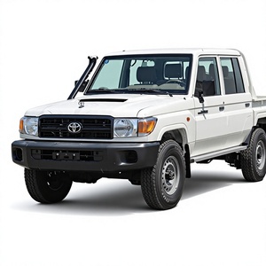 Land Cruiser LC79 Pickup 2022, 4.5L 4x4 Diesel, Doppia Cabina, 6 Posti, Cerchi R18, Aria Condizionata Automatica, Guida a Sinistra - Product Image 1