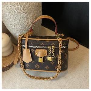 5A + 高品质2025新款女式奢华包厂家批发生产设计师大容量旅行斜挎包 - Product Image 6