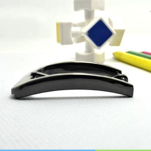 40mm Herren-Gürtelschnalle Hochwertige Quadratische Beliebte Design-Schnalle in Schwarz Metall-Pin-Schnalle Gürtelzubehör - Product Image 2