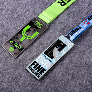 定制镀金金属奖牌，圣诞主题，数码印刷，运动主题，雕刻技术制作 - Product Image 1