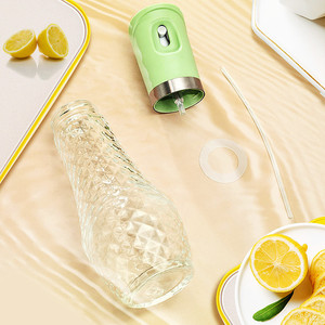 Bouteille pulvérisateur d'<span class=keywords><strong>huile</strong></span> d'olive créative en verre réutilisable 2-en-1 de 260 ml pour cuisine et barbecue - Product Image 3