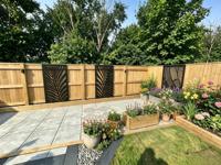 Fournitures de jardin : écran d'intimité extérieur et écran d'intimité décoratif, panneau de séparation de pièce et ornements muraux suspendus