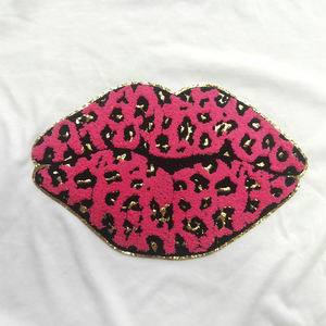 Vente en gros de vêtements de Saint Valentin brodés à grandes paillettes thermocollantes brodées pour les lèvres, patchs thermocollants pour vêtements, vestes - Product Image 4