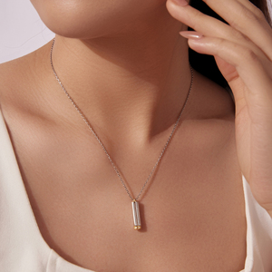 Collar colgante minimalista con circonitas cúbicas redondas chapadas en oro de 18 quilates, cadena tipo caja, unisex, para uso diario. - Product Image 5
