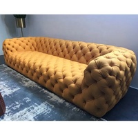 Italienisches Modernes Möbelstück Samt-Chesterfield-Sofa-Set für Wohnzimmer