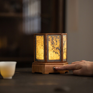 Lampe de table hexagonale en bois de noyer, lumière d'ambiance LED, style zen pour salle à thé - Product Image 4
